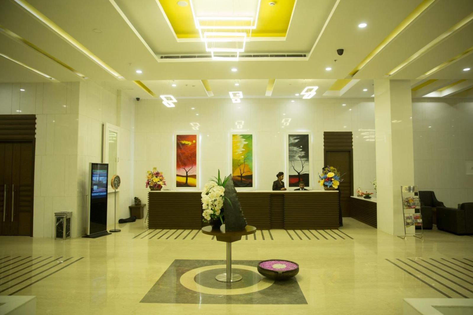 มหาโพธิ โฮเต็ล รีสอร์ต แอนด์ คอนเวนชั่น เซ็นเตอร์ Hotel พุทธคยา ภายนอก รูปภาพ